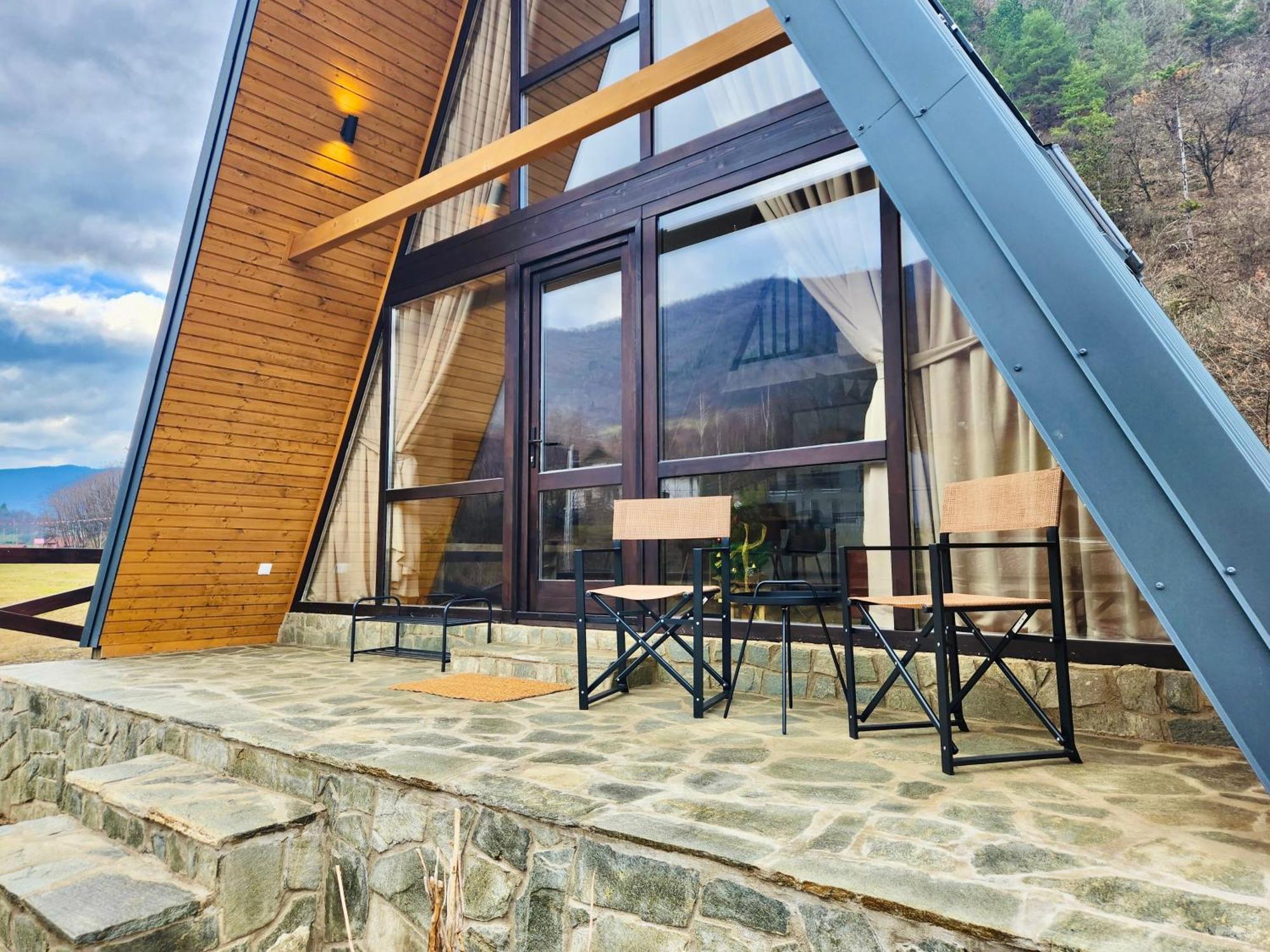 Rural Retreat Transylvania Chalet *